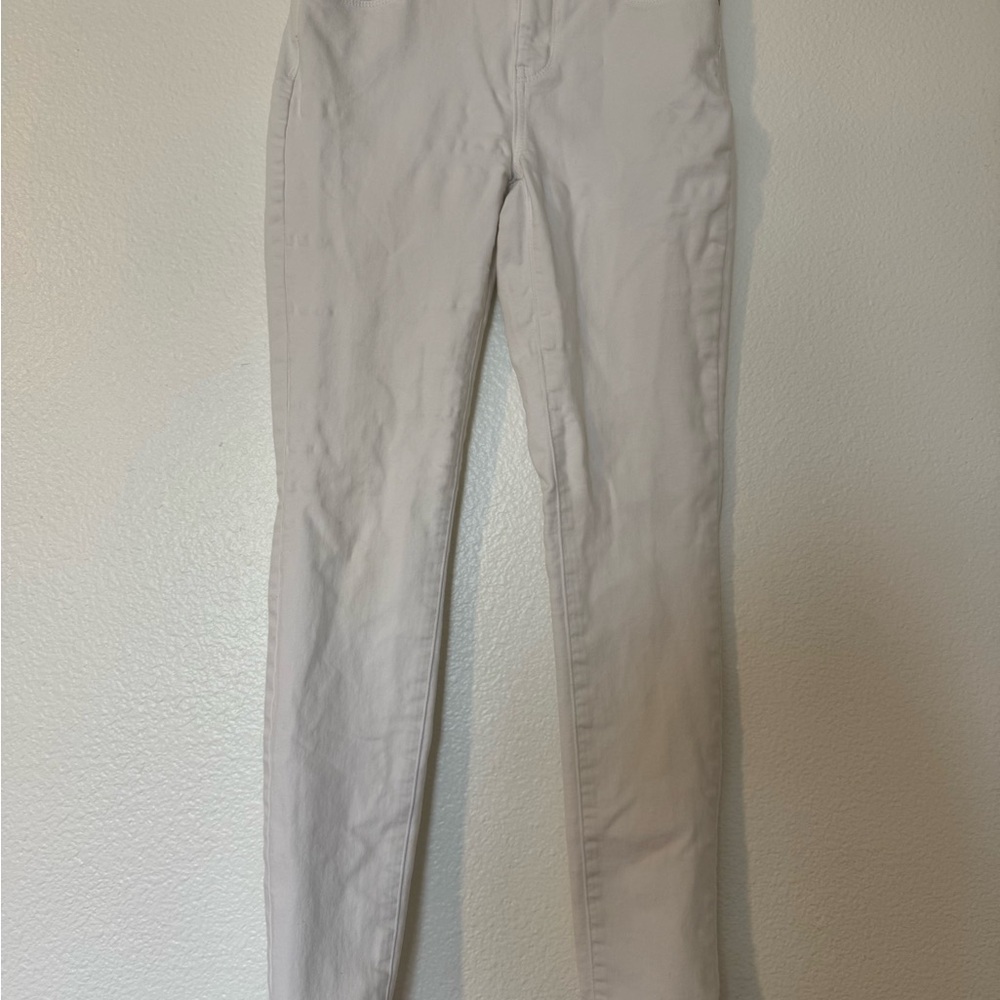 White Skinny Pants by Vera Wang